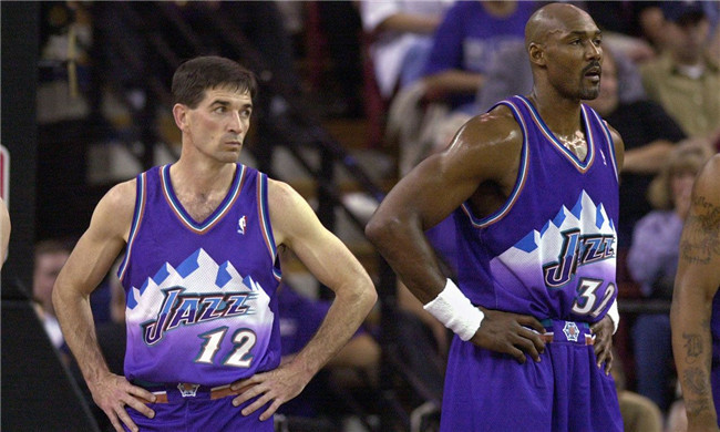 卡尔马龙和加内特谁的地位高,理性讨论谁的历史地位更高