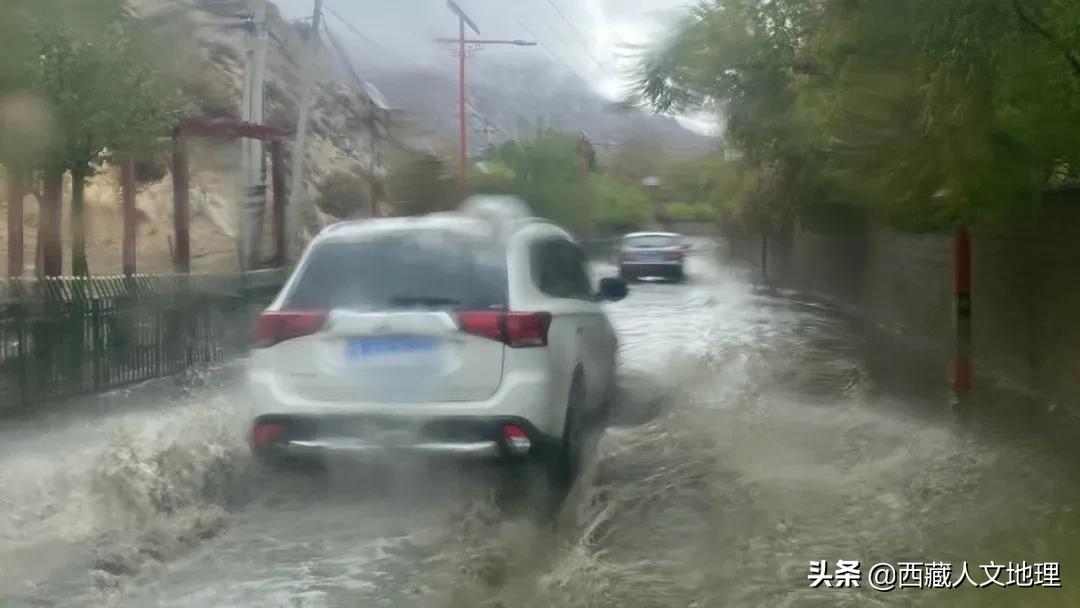 拉萨昼晴夜雨的天气,今天拉萨有没有雨景