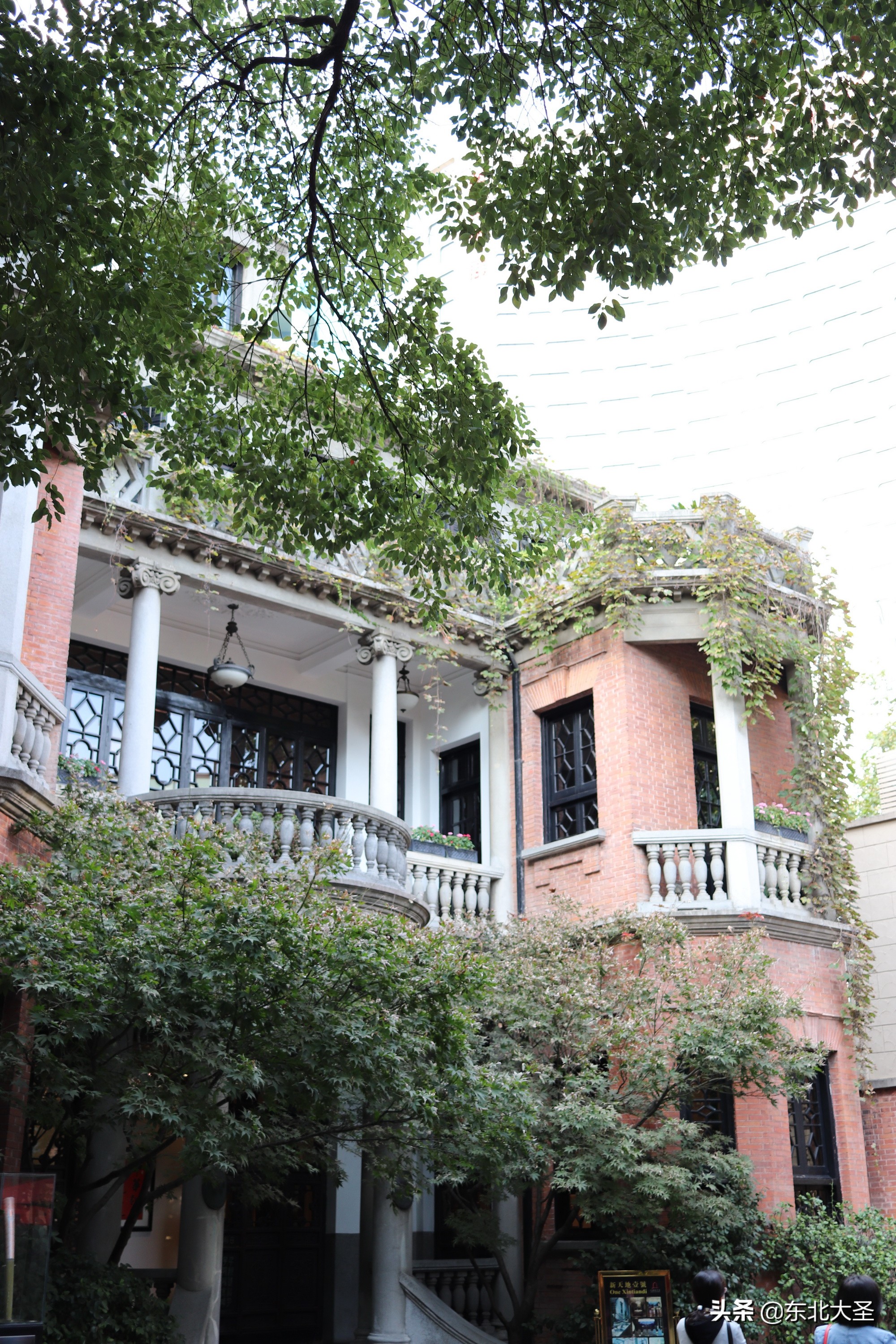 西湖迪士尼自由行攻略,上海南京杭州5日游攻略迪士尼