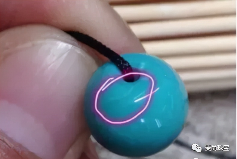 绿松石的美感和神秘,大自然中的物件