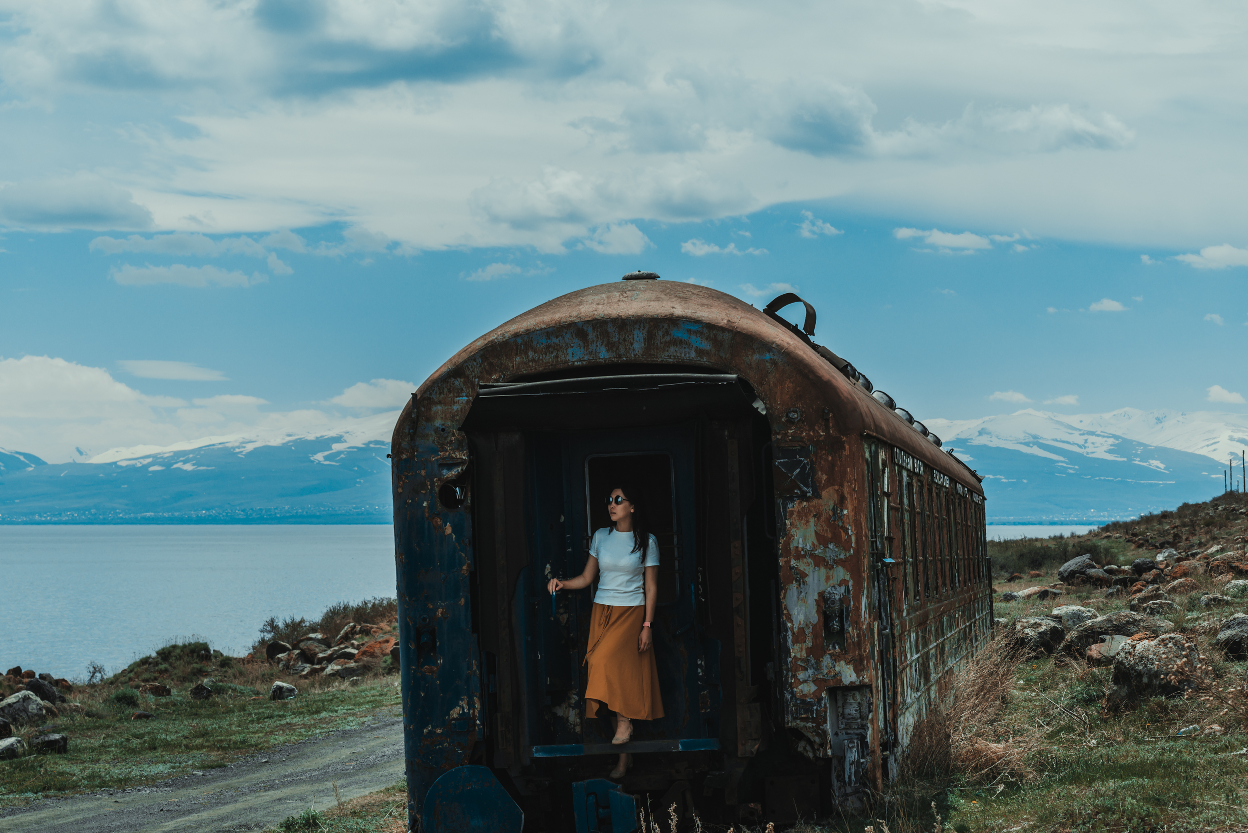 高加索的明镜，万里丝路穿过的闪亮珍珠，如今是拍照的圣地