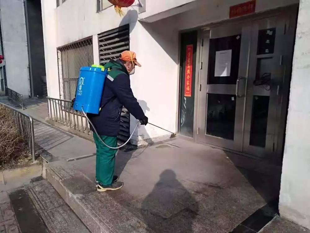 疫情无情人有情爱心蔬菜送一线,疫情无情民生有爱送菜到家暖人心