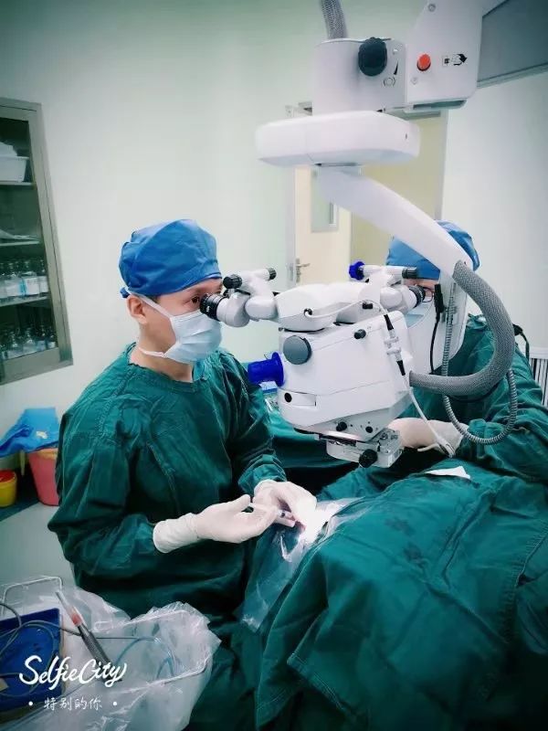 请跟我来，带您了解白内障手术那些事