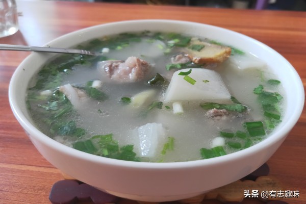 排骨加上“它”、不仅有止咳效果、还是美味的大补汤