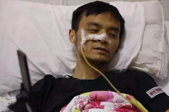 胃癌初期症状三处痒,胃癌的早期症状有三处疼痛