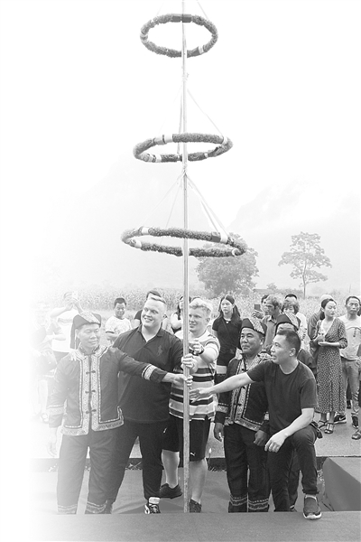 广西罗城冲突事件,罗城仫佬族对歌