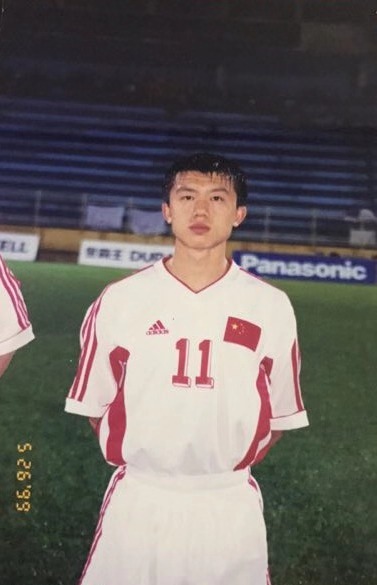 黄勇足球运动员八一队,足球运动员黄勇