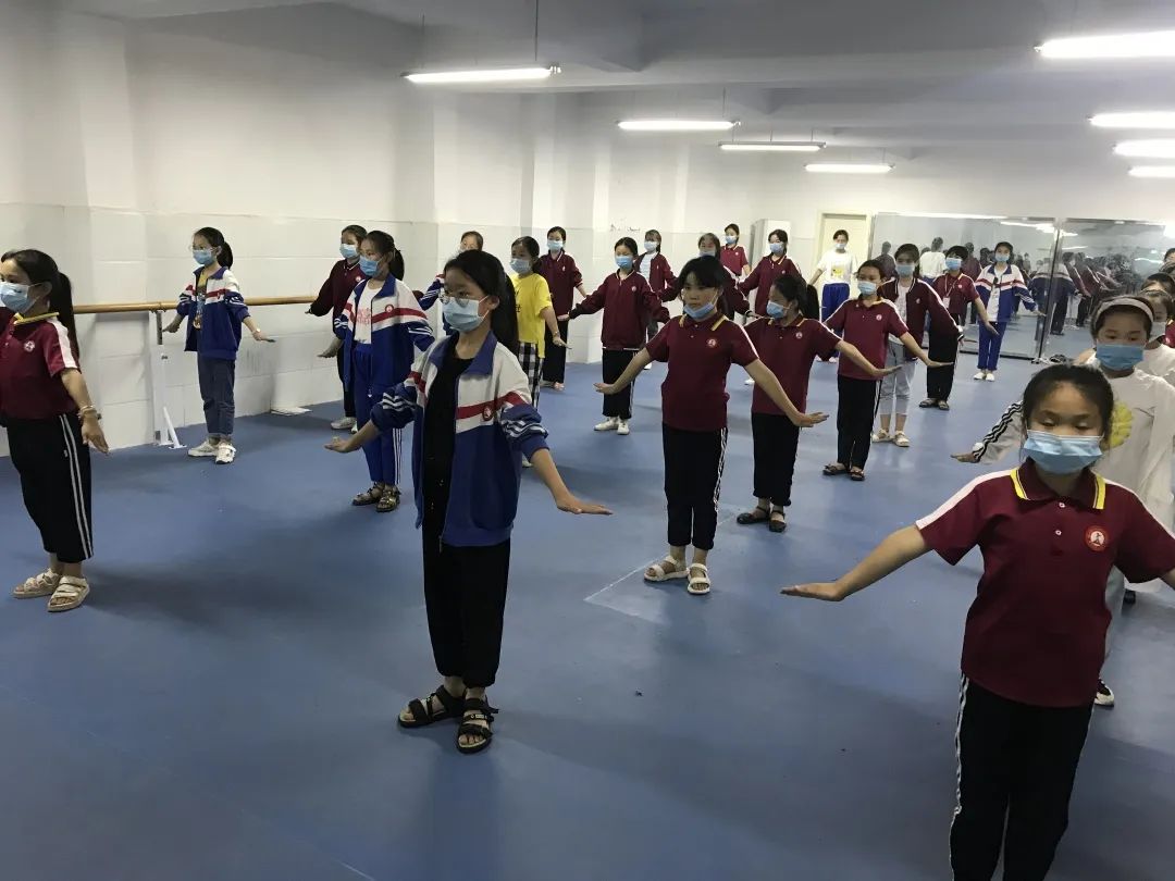 实验小学社团活动,实验小学社团活动丰富多彩