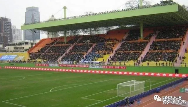 看足球教学,看足球的感悟