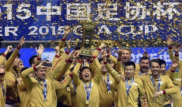 在中国足球最低迷的时候,中国足球从辉煌到落寞