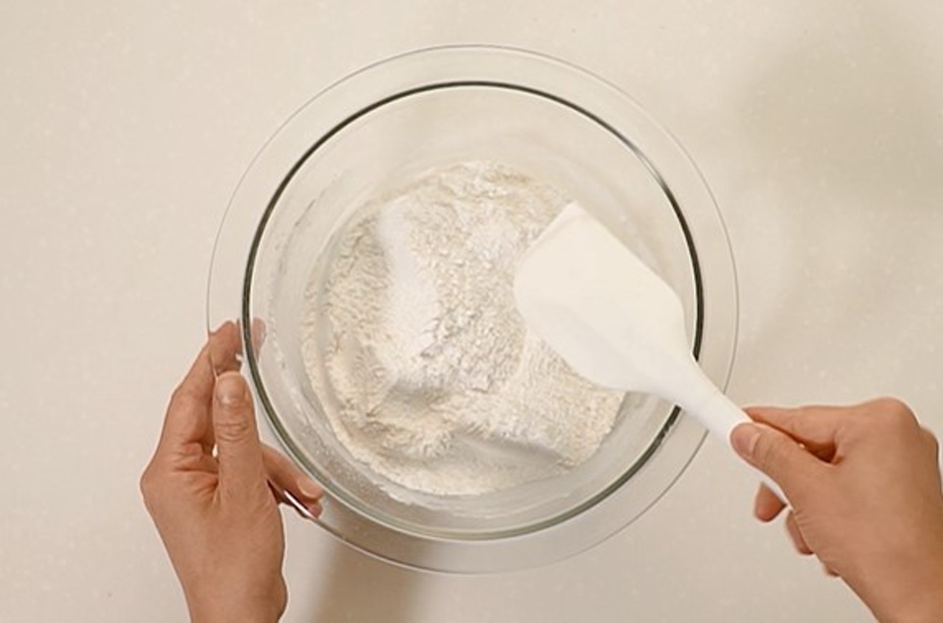 新手甜点烘焙材料必备,新手进厨房必备的基础知识