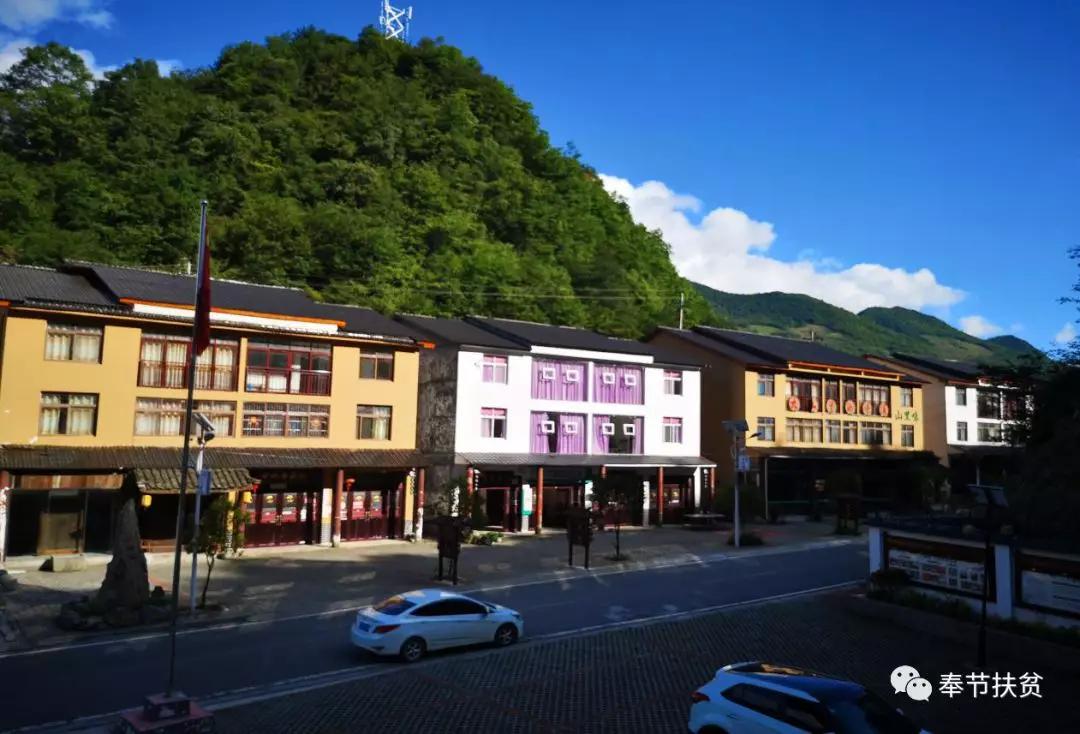 黄和玲:村民“贴耳人”更是“贴心人”