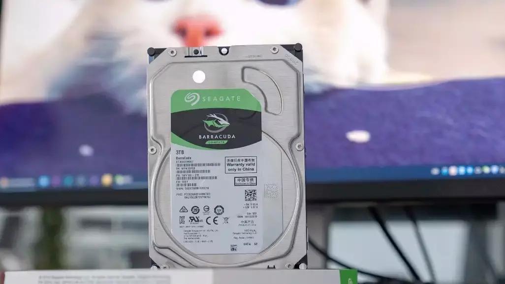 4t希捷酷鱼和蓝盘测评,希捷酷鱼3t是叠瓦盘吗