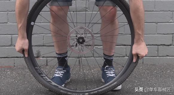 更换外胎的步骤和注意事项,外胎应该怎么拆卸