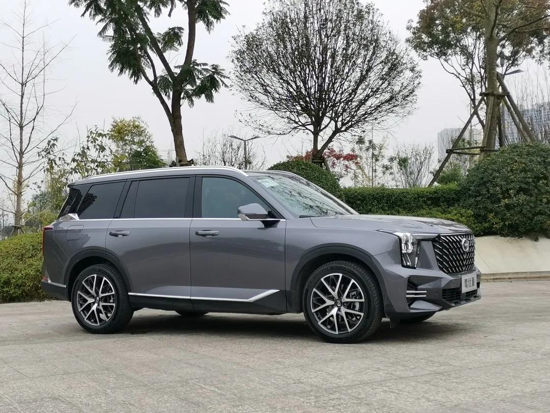 2017款传祺gs8320t两驱7座油耗,广汽传祺gs8油耗测试能跑多远