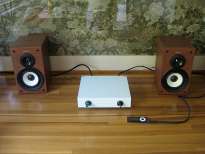 为书房DIY一台简易功放，机箱采用铝塑板自己制作，简约又好声