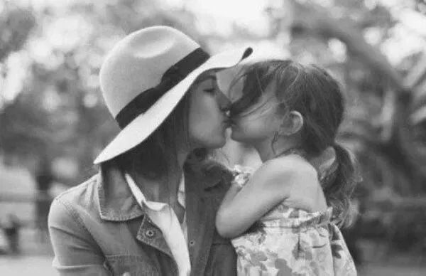 母亲节借势文案汽车,母亲节感恩婆婆的走心文案