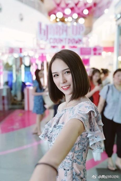 高颜值女医生,高颜值年轻女医生