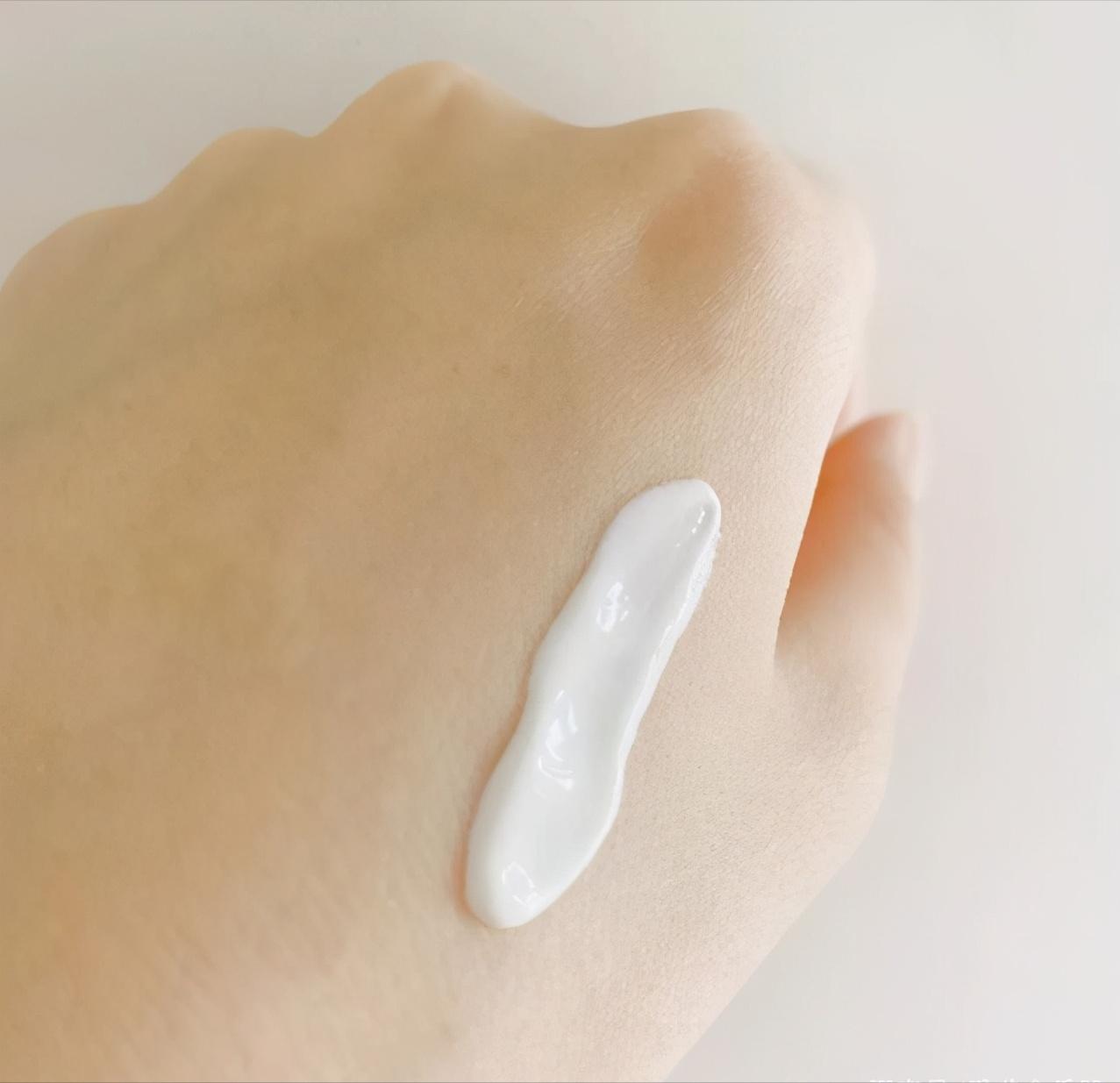 欧莱雅防晒霜小金瓶真实测评推荐,防晒排名第一名口碑最好欧莱雅