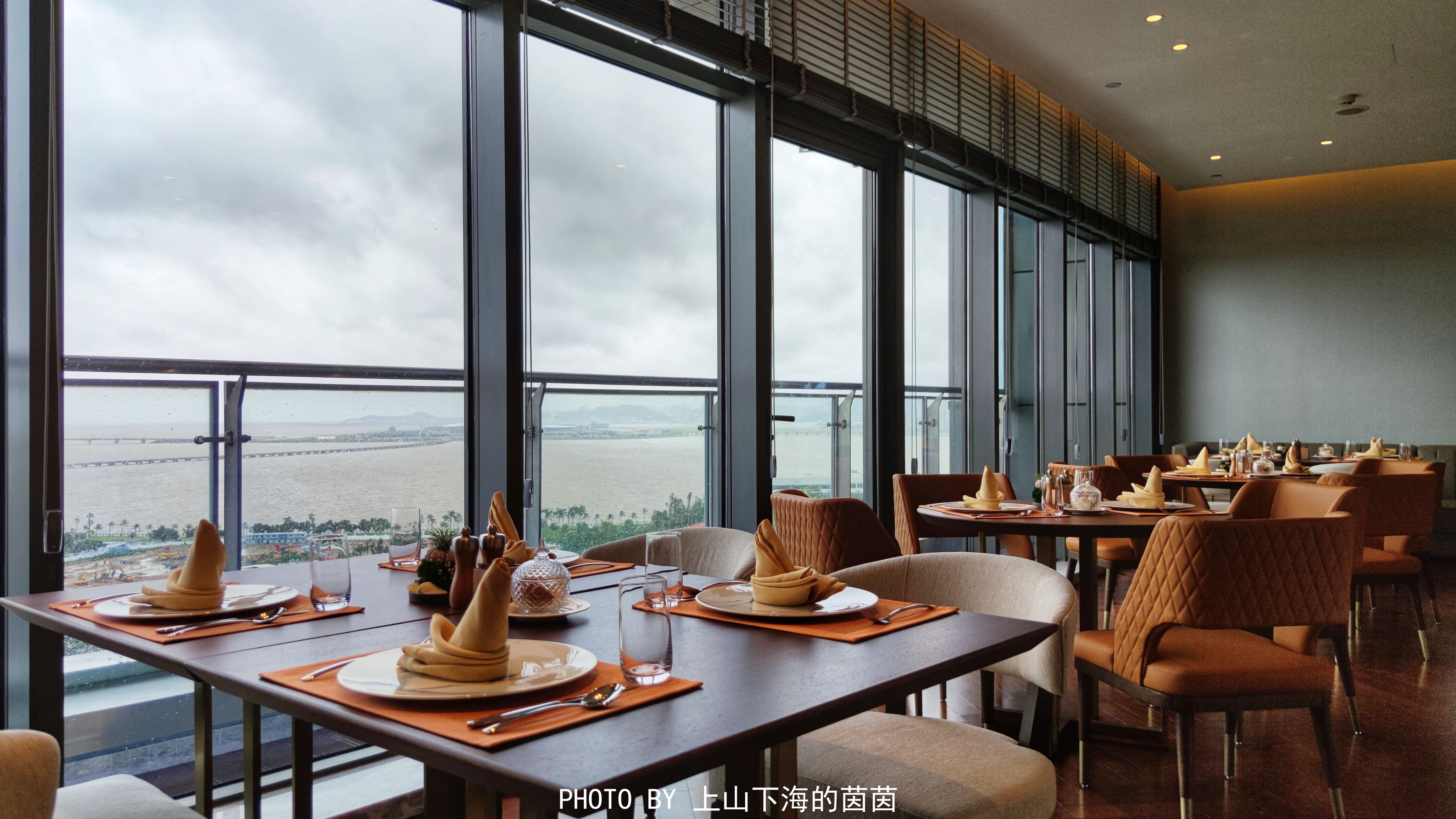 网红美食打卡！情侣路旁珠海度假村星海楼，选择困难症犯了