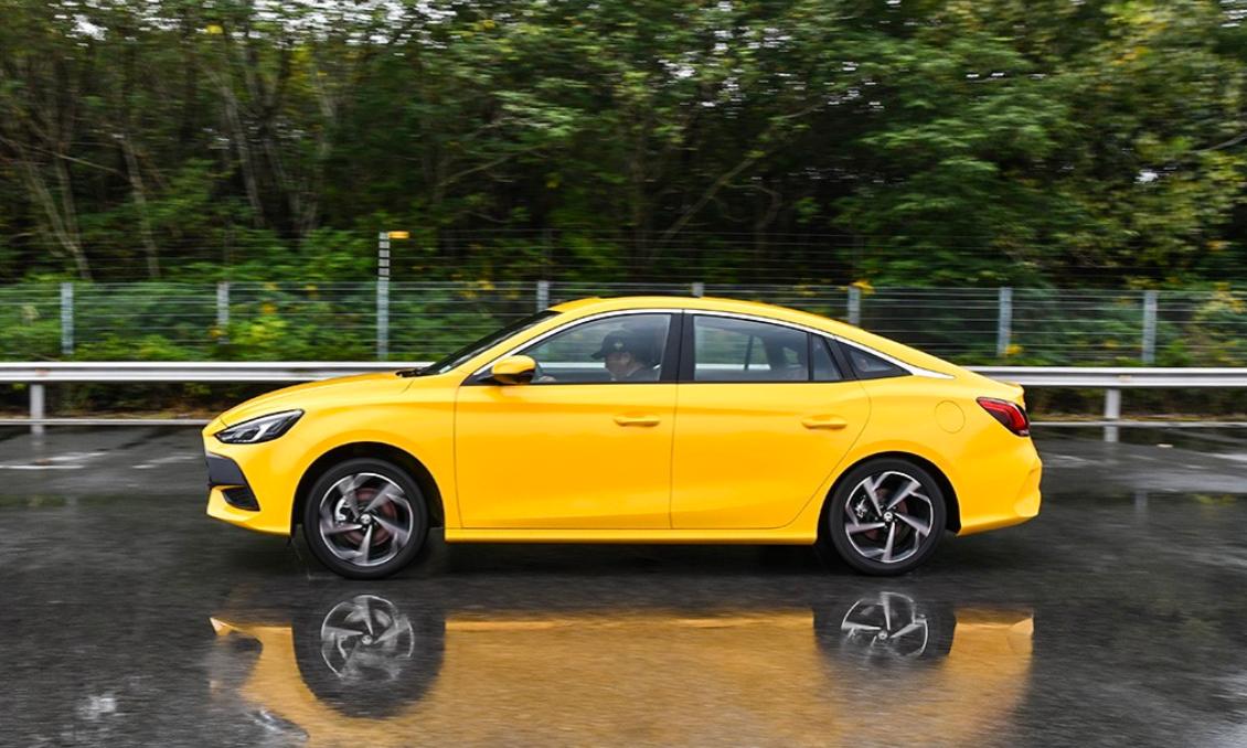 全新mg5值得入手吗,6万起步的车