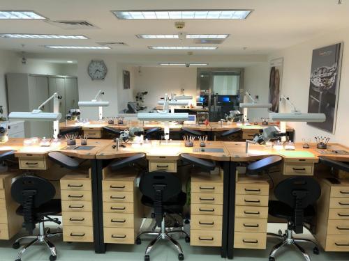 灏氭椂鎵嬭〃缁翠慨涓績,绂忓窞灏氭椂鎵嬭〃缁翠慨涓績