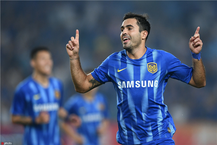 越秀山恒大,广州恒大淘宝第三十轮