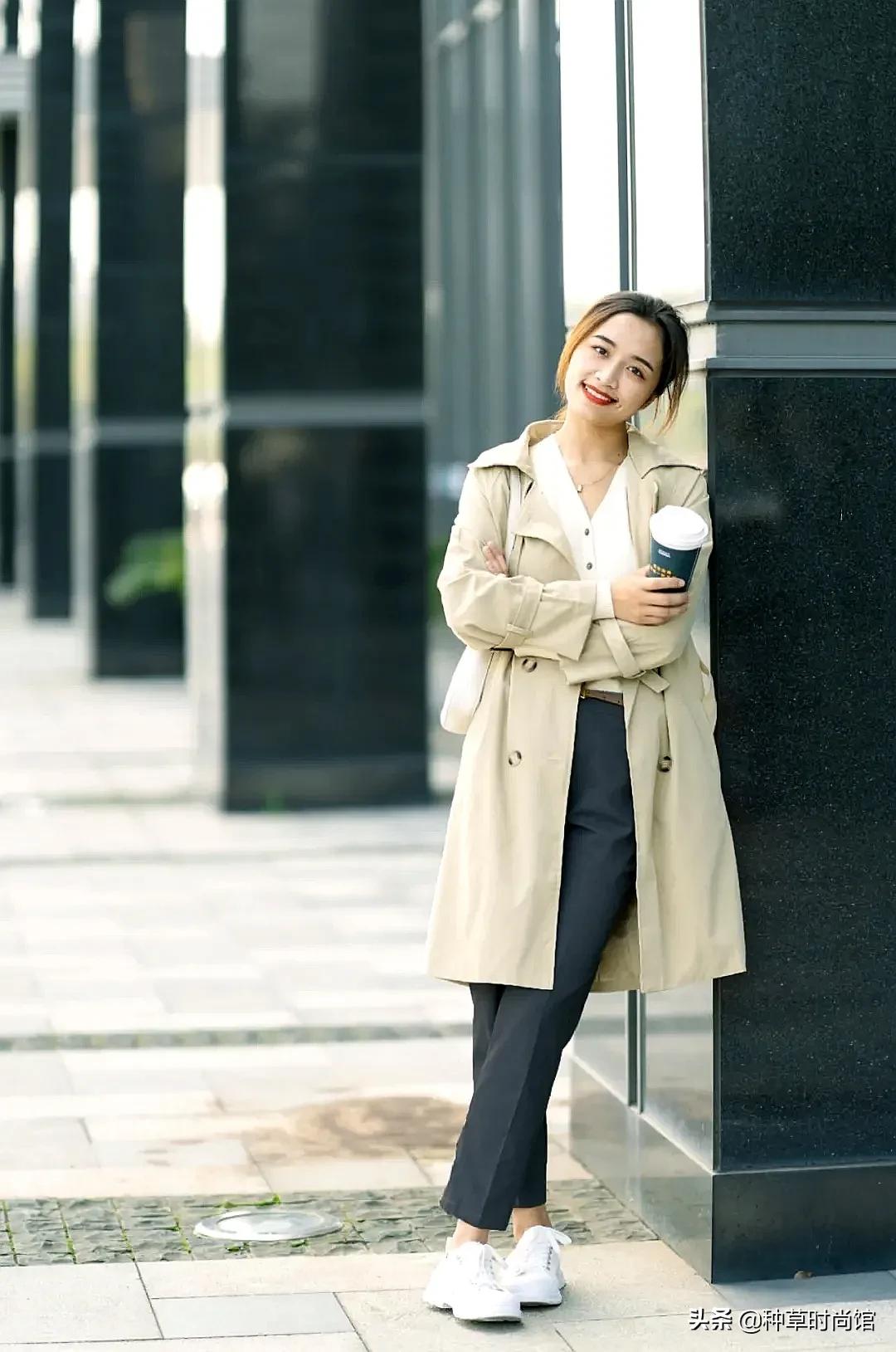 秋天风衣就选这样的,今秋流行的风衣款式