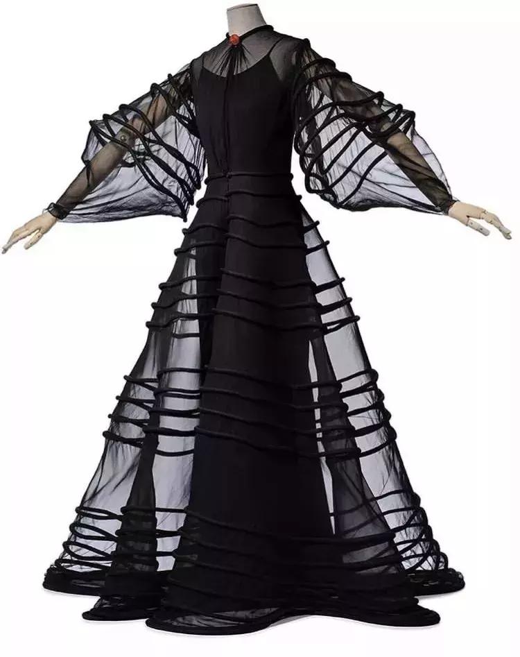 她守着时尚界一个大秘密，直到去世的20多年后才被世人知晓