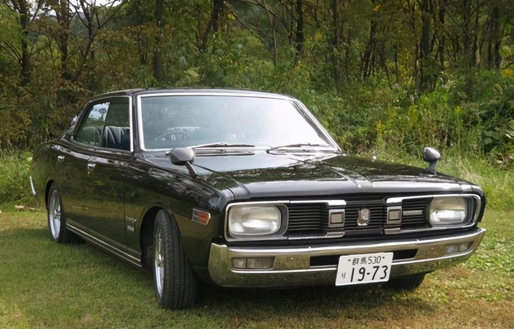 2017款日产天籁公爵vip尊领版2.5,经典车断代史之日产公爵