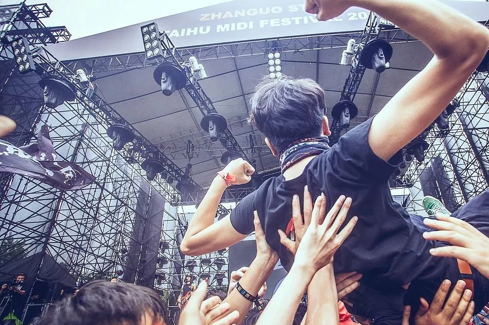 如何让女神不生气,怎么让女生状态好