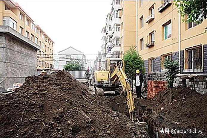 老小区自来水黄色怎么解决,小区自来水一直是黄色