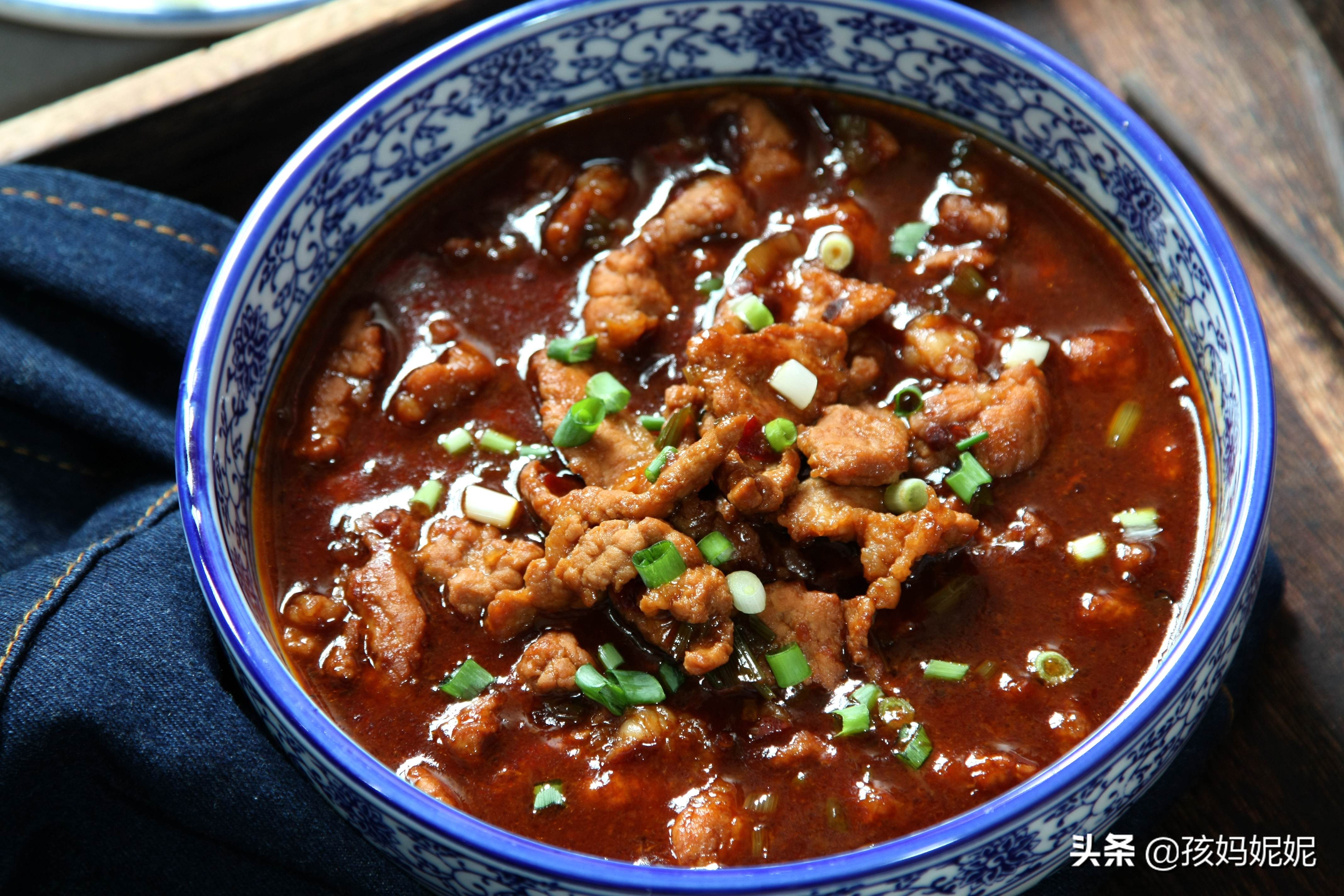 炸酱面的酱怎么做最好详细步骤,炸酱面要怎么做才最好吃