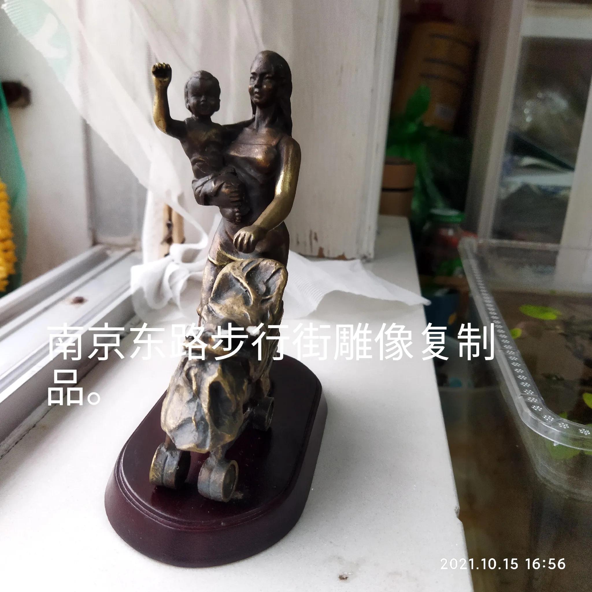 我参观了上海市体育彩票管理中心*奖摇**室