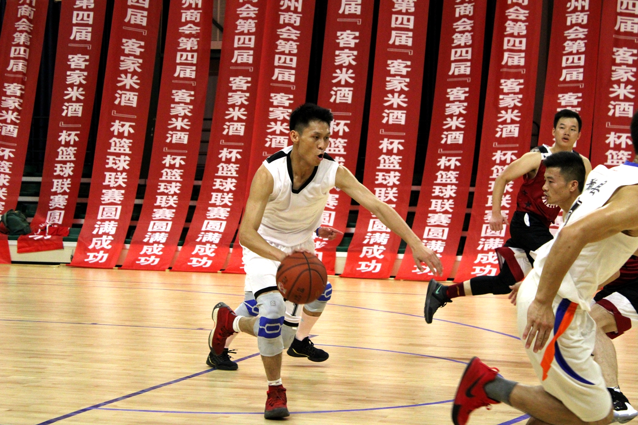 江西省篮球联赛南昌对阵上饶,赣州vs南昌篮球四强赛