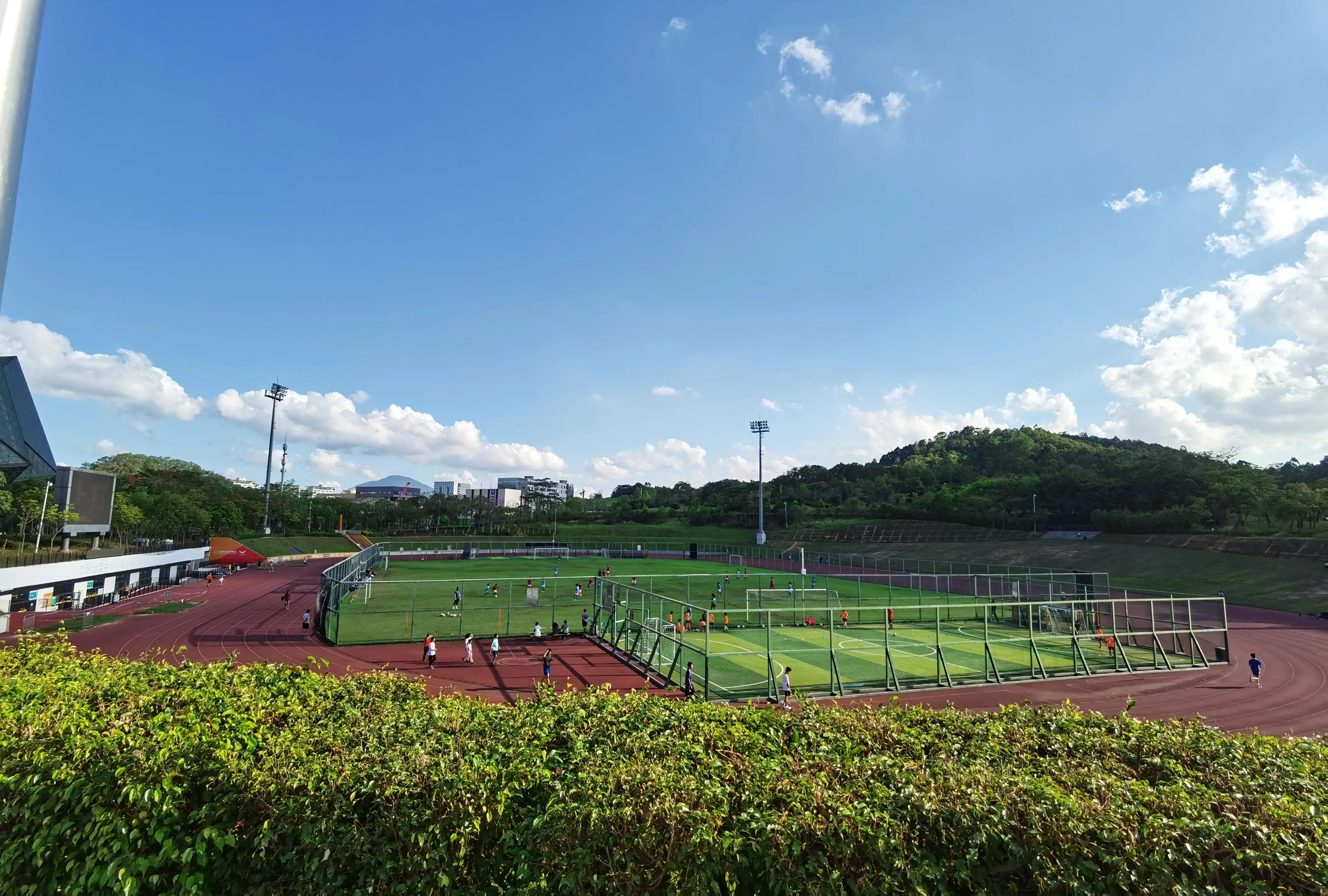 深圳大运中心在哪里,大运中心附近游玩攻略