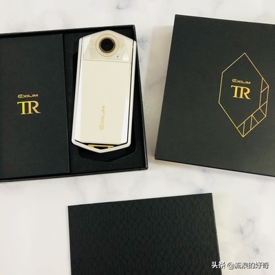 测评2999的卡西欧美颜相机，长的和手机一样的相机有什么特异功能