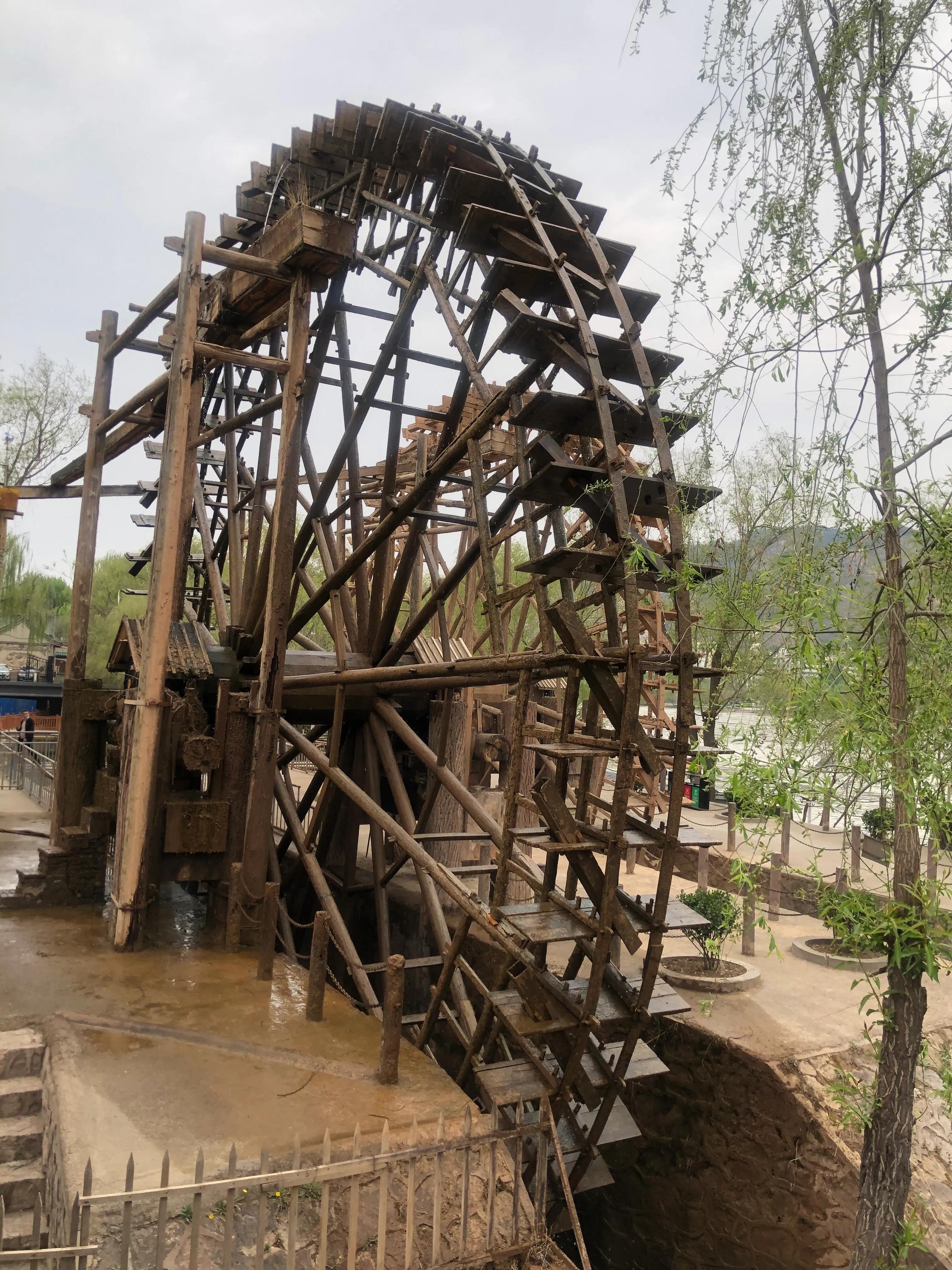 水车悠悠,段续永垂