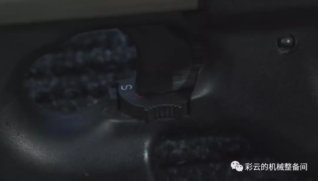 说到PDW你首先想到的就是它——比利时P90单兵自卫*器武**