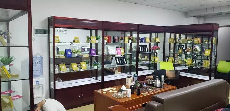 好消息！288元就能轻松拿下全球顶级品牌化妆品代理权，你心动了没？