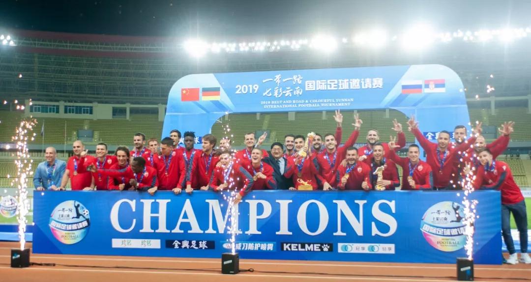 快乐足球进球完整视频,快乐足球踢球视频