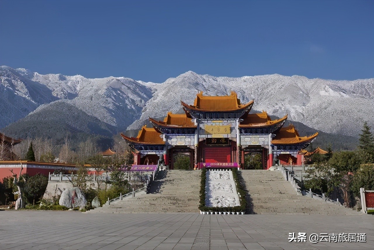 最好的风景在路上云南,有一种山叫云南的山