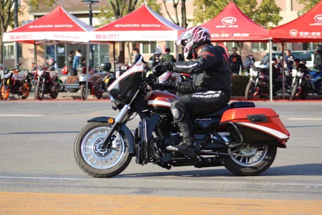 杰迪gz250小滑翔多重,杰迪gz250参数油耗