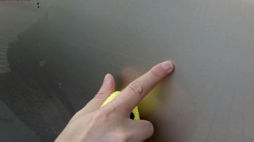 车上轻微的划痕用牙膏可以吗,车上有划痕用蜡可以去掉吗