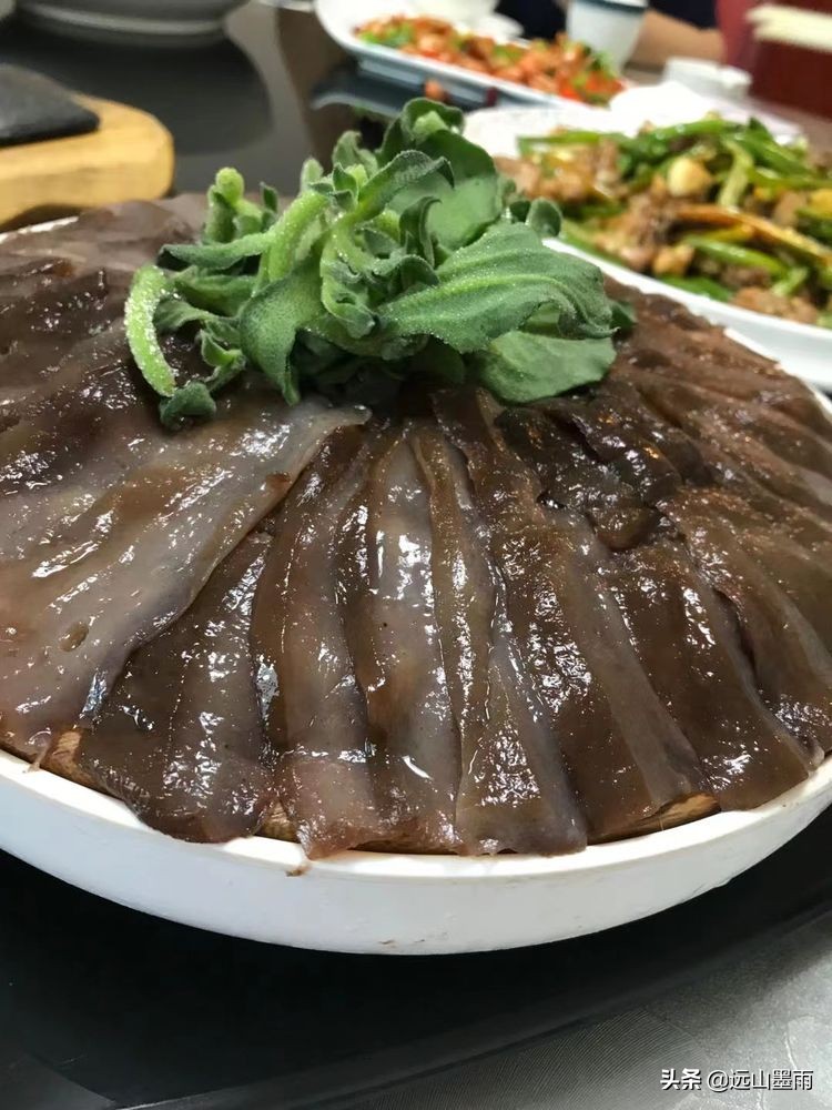 用魔芋制作魔芋豆腐的过程,干魔芋制作魔芋豆腐全过程