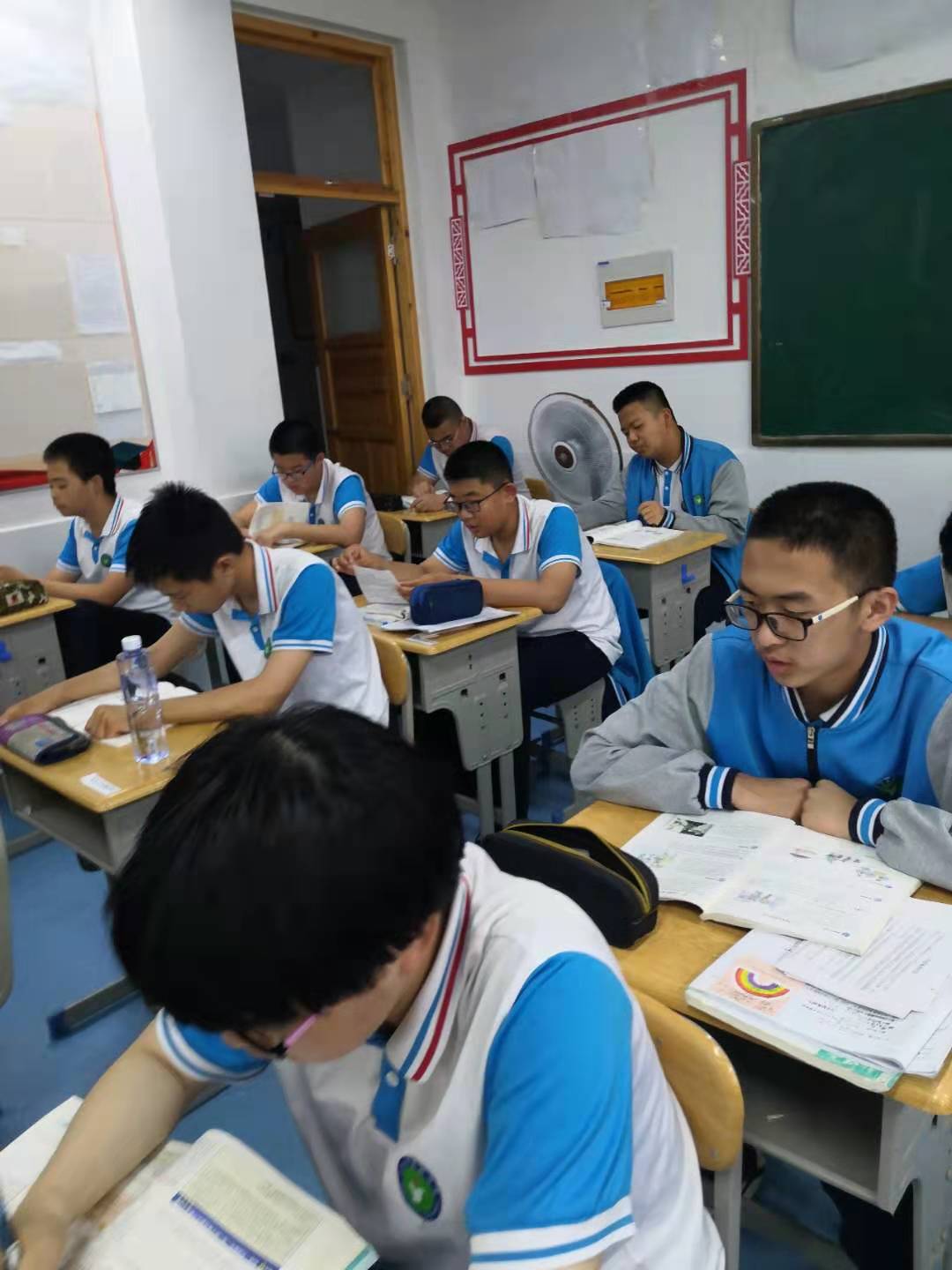 班级卫生管理经验分享ppt,超级实用的班级卫生积分管理方案