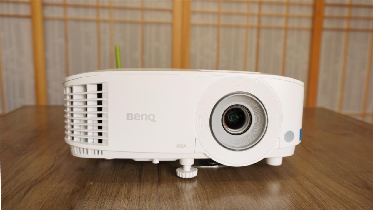 明基e520投影仪分辨率,明基智能投影仪e530深度体验