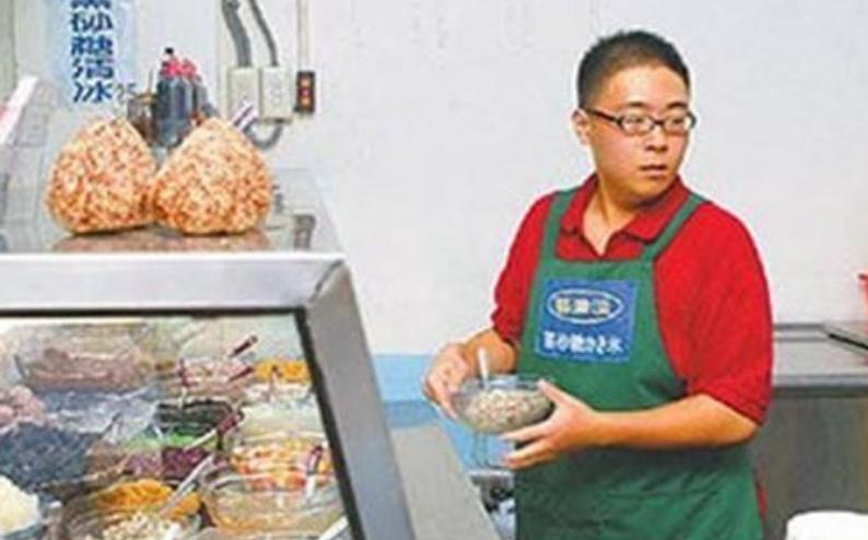 十大童星去世名单,十二位童星今昔对比