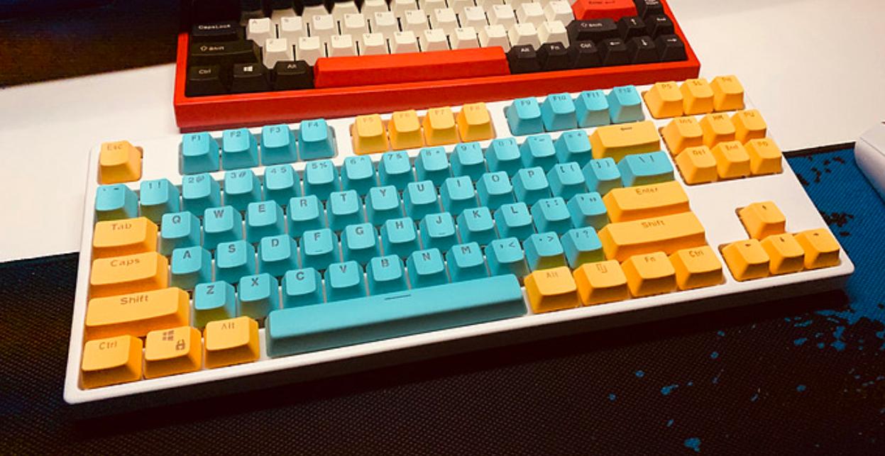 送媳妇爱你3000遍，G521钢铁侠版机械键盘开箱