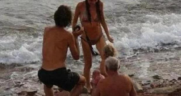 最强产妇走出产房,最强悍产妇走红的视频